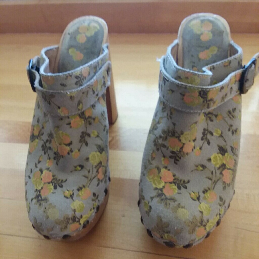 Charlie c clogs